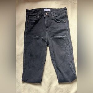 ZARA women’s black skinny jeans